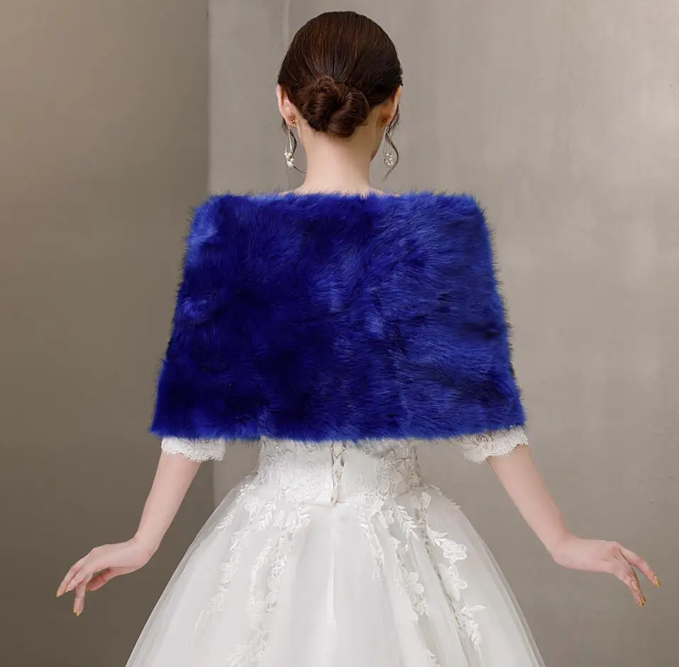 Blue Faux Fur Crystal Brooch W - Stole Wedding Shawl ulasan dan harga