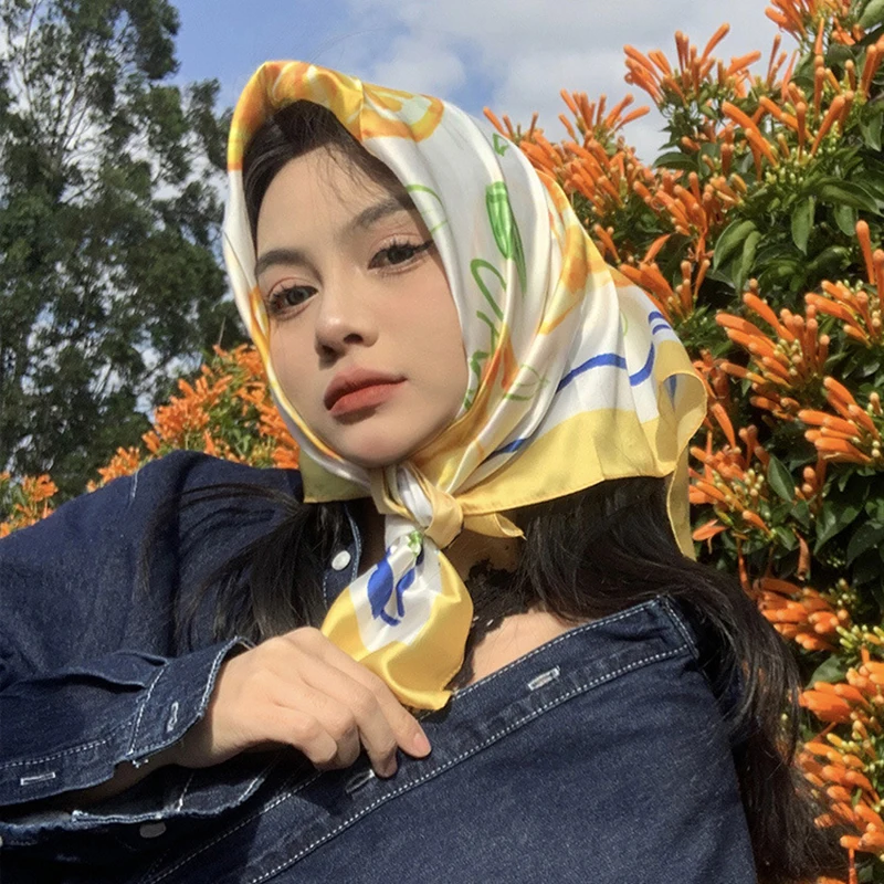 70cm Square Lemon Print Yellow - Ascot Neck Scarf ulasan dan harga