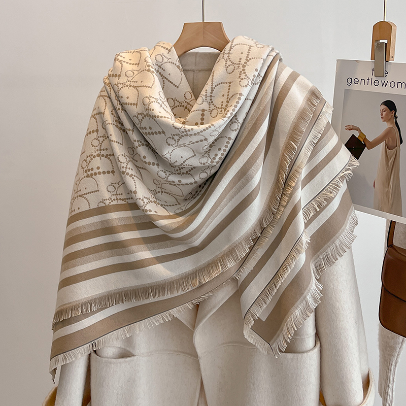 Elegant Striped Design Scarf I - Woven Scarf Blanket ulasan dan harga