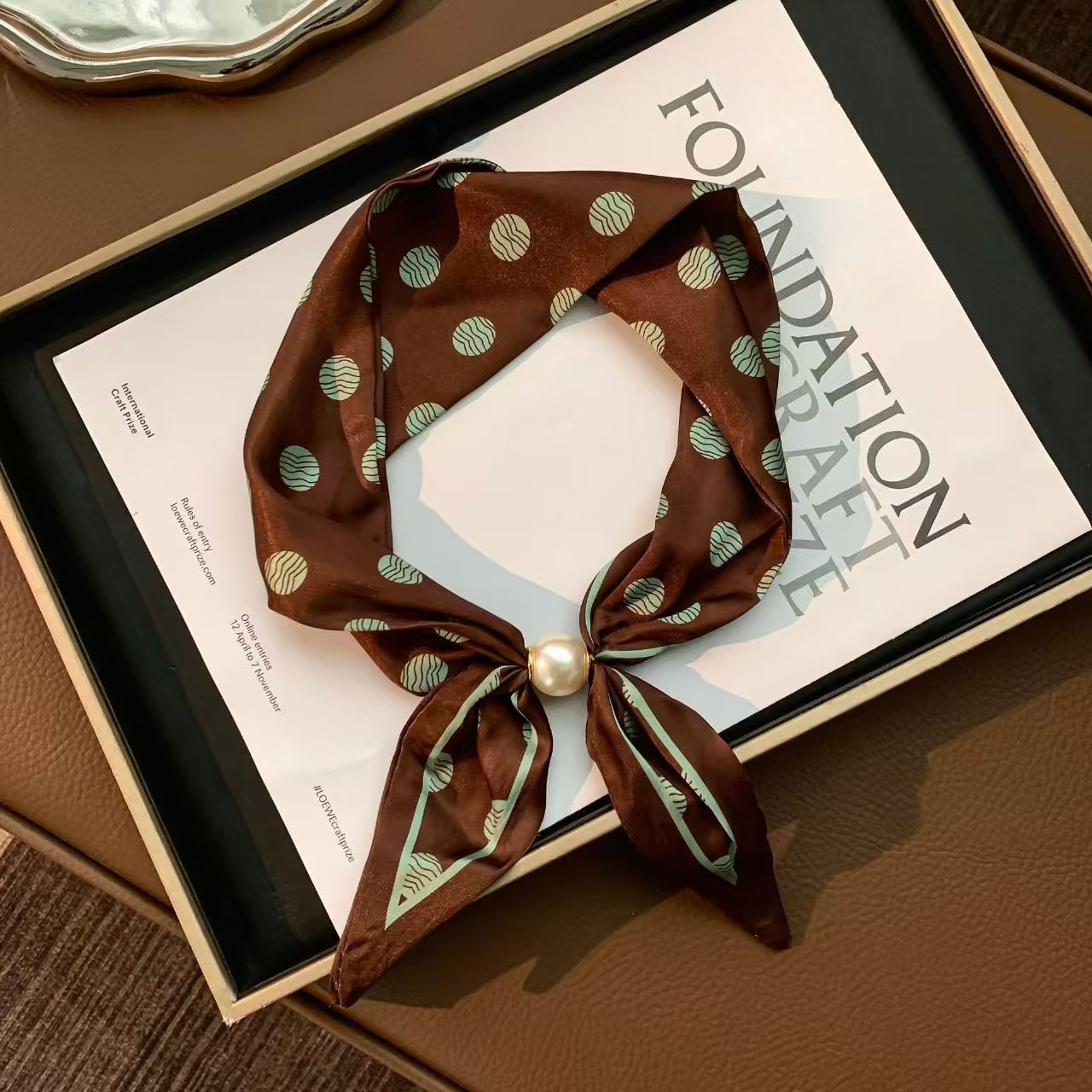 Korean Style Elegant Pearl Mag - Ascot Neck Scarf ulasan dan harga